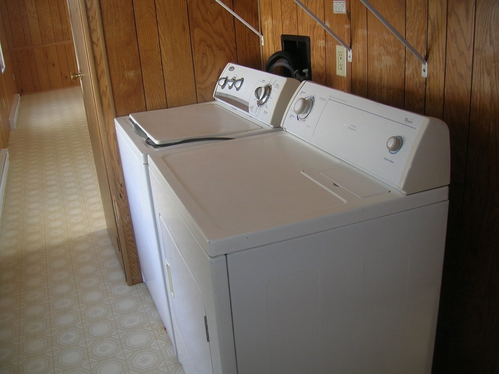 8 Willow Terrace Taunton, MA 02780 - Photo 14 of 14 a utility room with dryer and washer