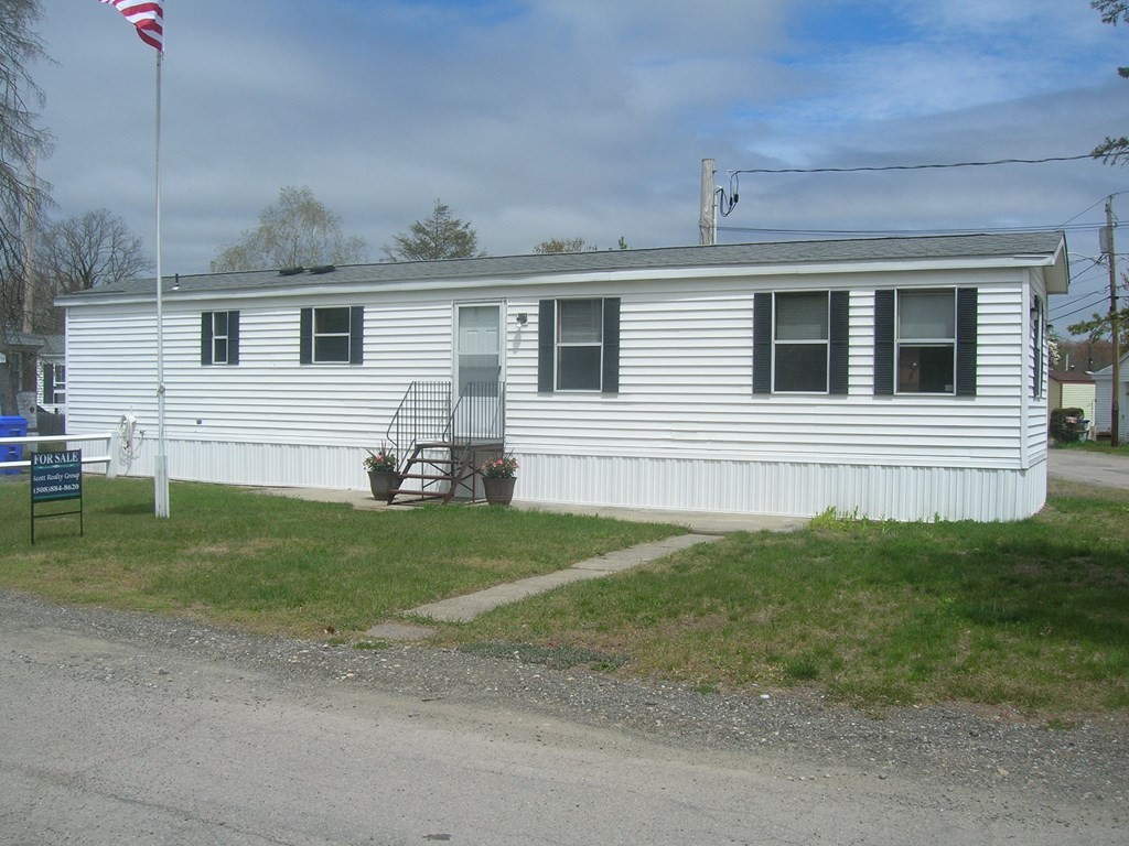 8 Willow Terrace Taunton, MA 02780 - Photo 5 of 14 a view of a house with a backyard