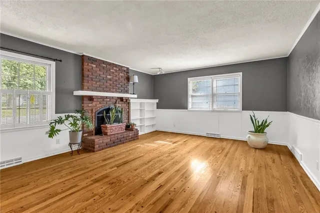 $439,000 | 9766 Craig Drive, Overland Park, KS 66212