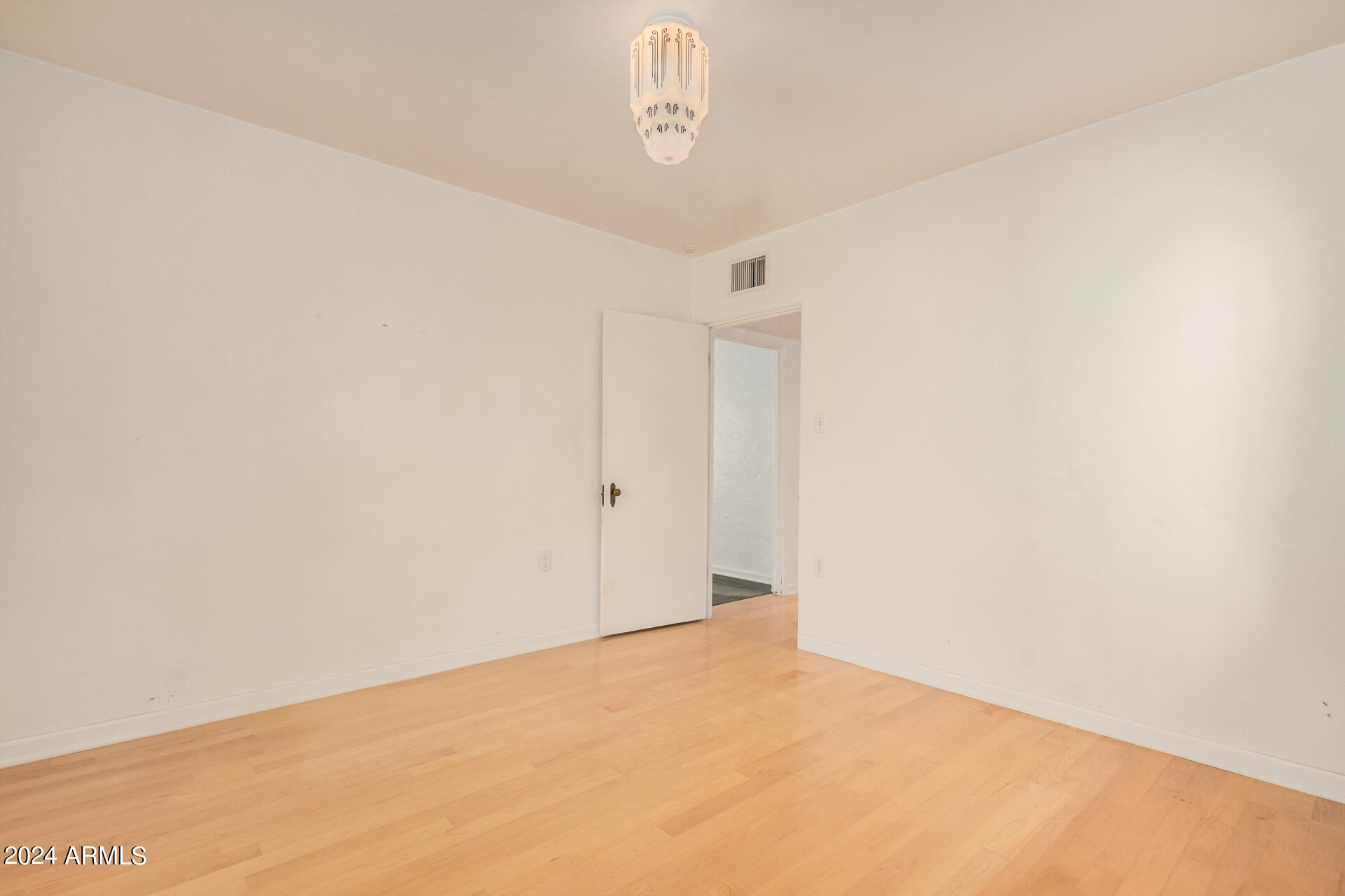 533 West Coronado Road Phoenix, AZ 85003 - Photo 18 of 27 17 - Coronado