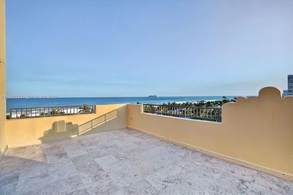 $22,500 | 1330 Ocean Drive, Unit R7C, Miami Beach, FL 33139