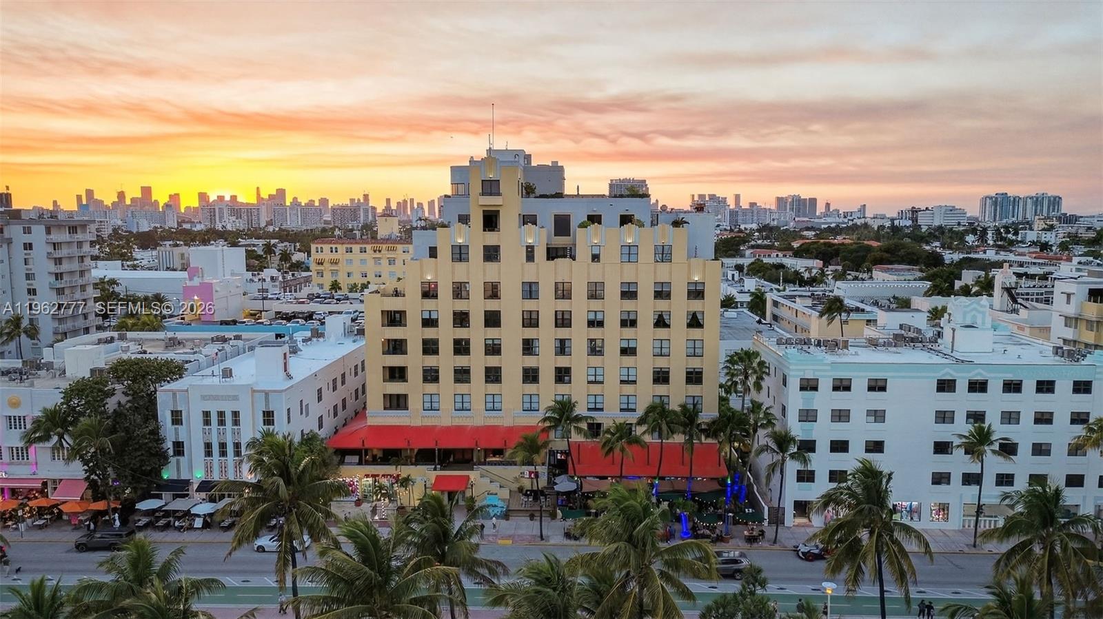 1330 Ocean Drive, Unit R7C Miami Beach, FL 33139 - Photo 19 of 21