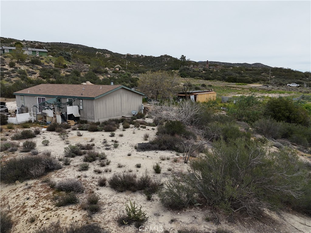 61200 Indian Paint Brush Road Anza, CA 92539 - Photo 13 of 73 a view of a town with mountains in the background