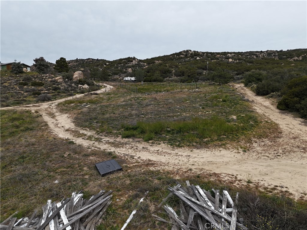 61200 Indian Paint Brush Road Anza, CA 92539 - Photo 25 of 73 a view of a lake with mountains in the background