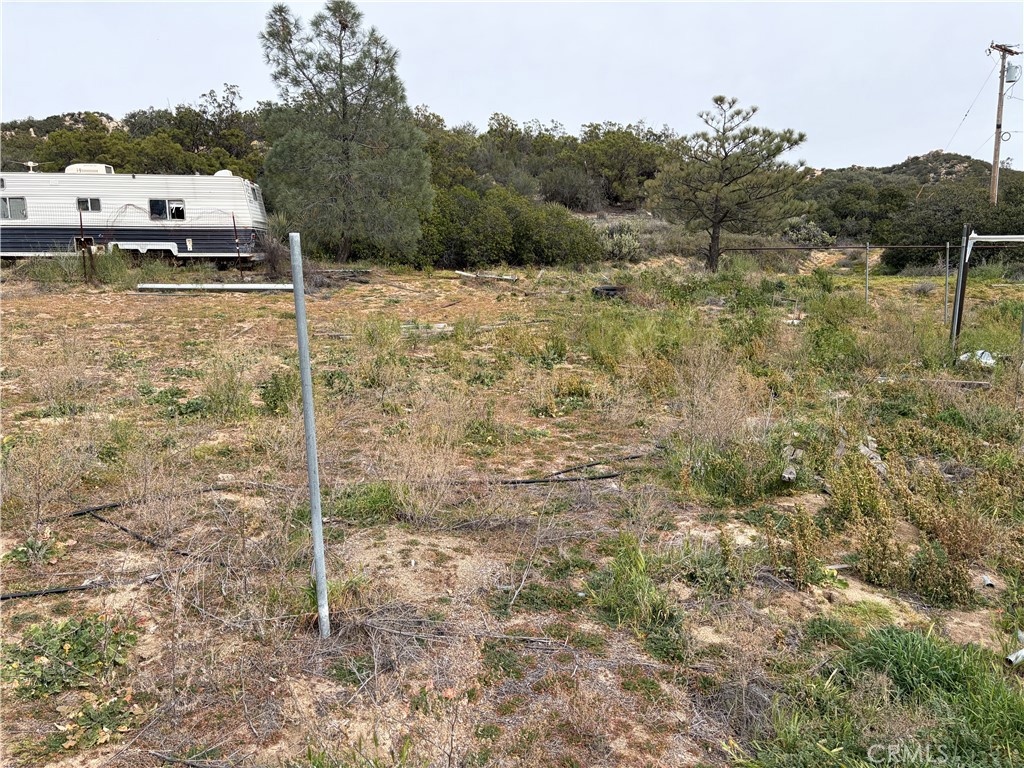 61200 Indian Paint Brush Road Anza, CA 92539 - Photo 54 of 73 a view of a town with mountains in the background