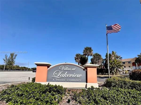 $2,000 | Villas at Lakeview, Fort Lauderdale, FL 33309