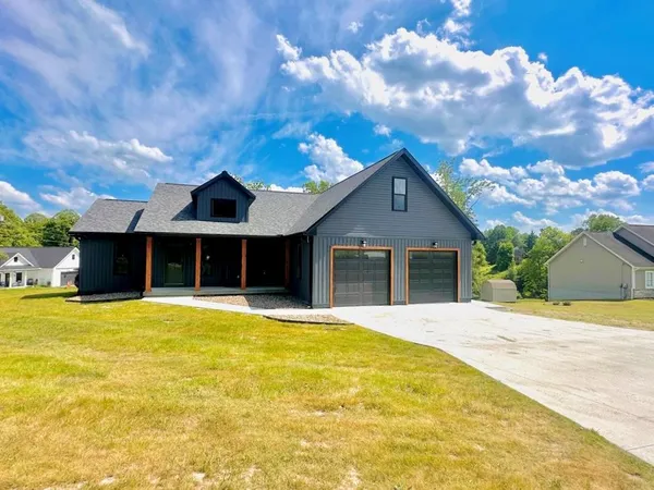 $529,000 | 984 Gatewood Road, Fayetteville, WV 25840