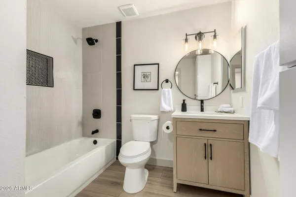 $599,900 | 2041 East Radcliffe Drive, Tempe, AZ 85283