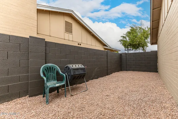 $599,900 | 2041 East Radcliffe Drive, Tempe, AZ 85283