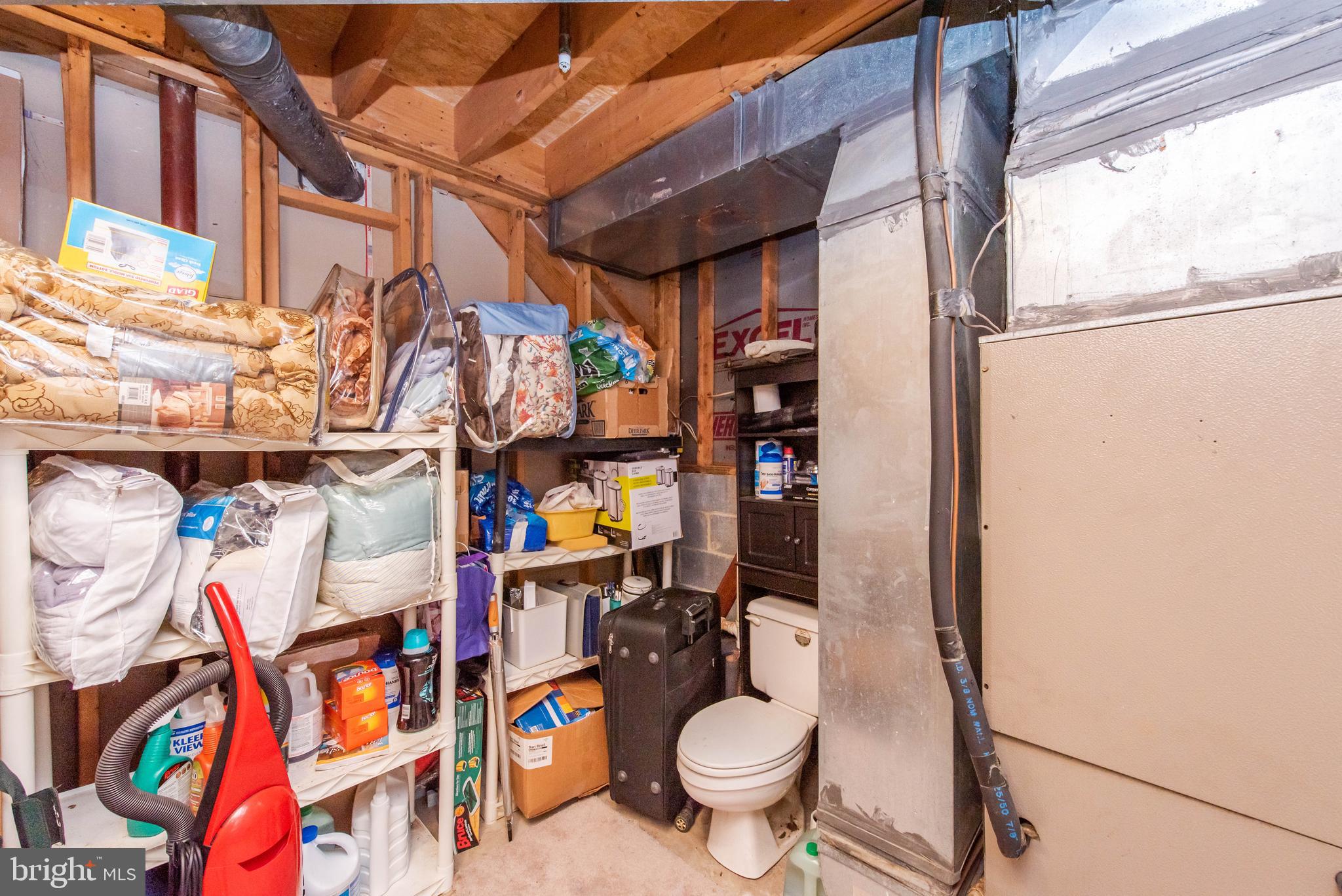 9811 Ridge Street Lanham, MD 20706 - Photo 29 of 34 Utility room w/ toilet