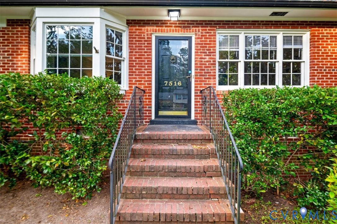 7516 Tanglewood Road Richmond, VA 23225 - Photo 2 of 47