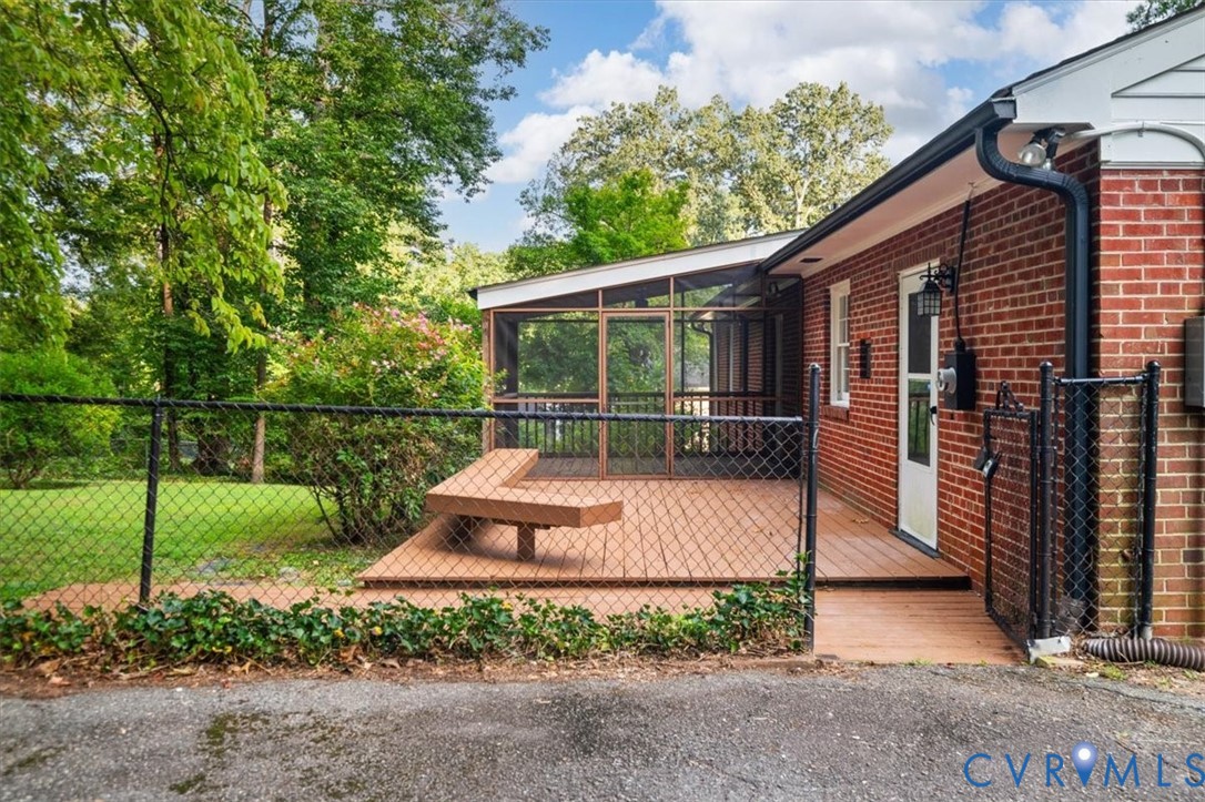 7516 Tanglewood Road Richmond, VA 23225 - Photo 38 of 47
