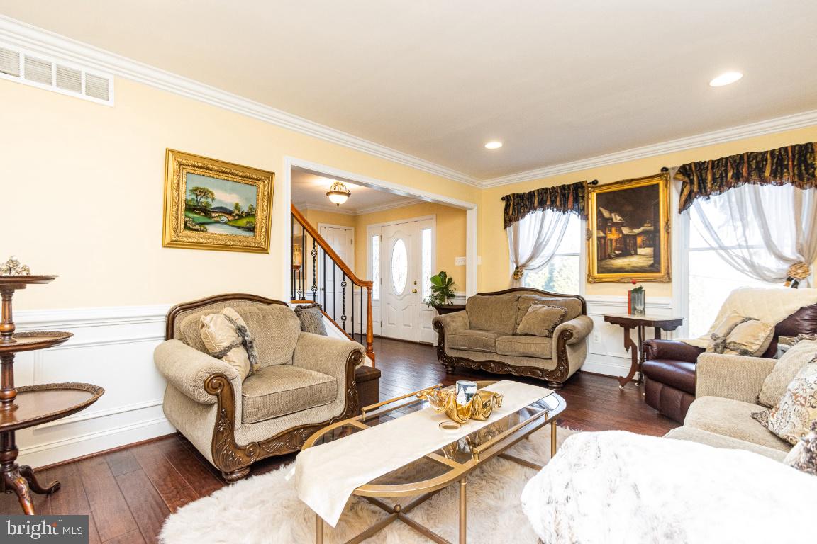 2810 Pot Spring Road Lutherville-Timonium, MD 21093 - Photo 16 of 60 Gallery Image 16