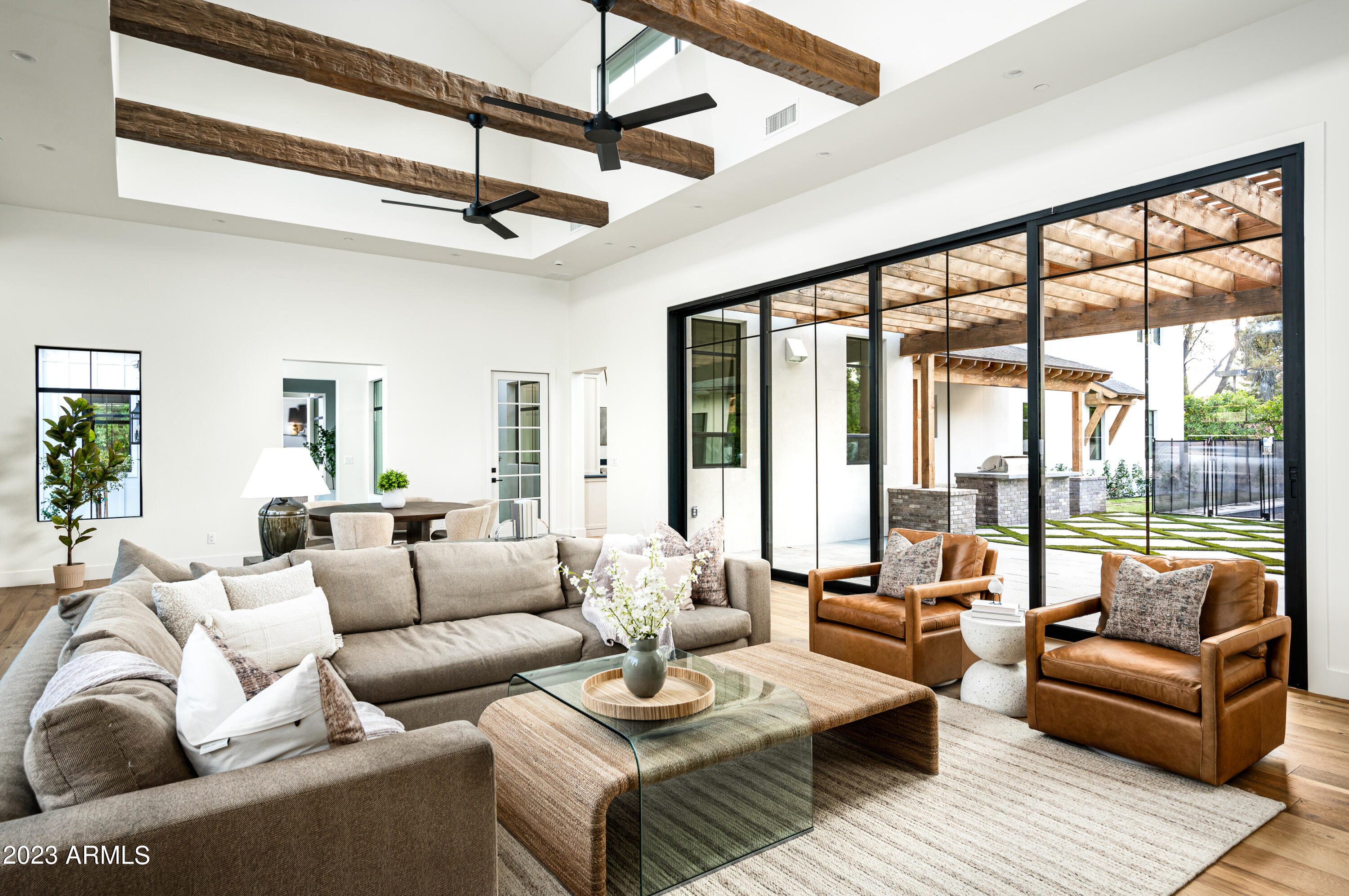 7230 North Central Avenue Phoenix, AZ 85021 - Photo 13 of 50 Great Room