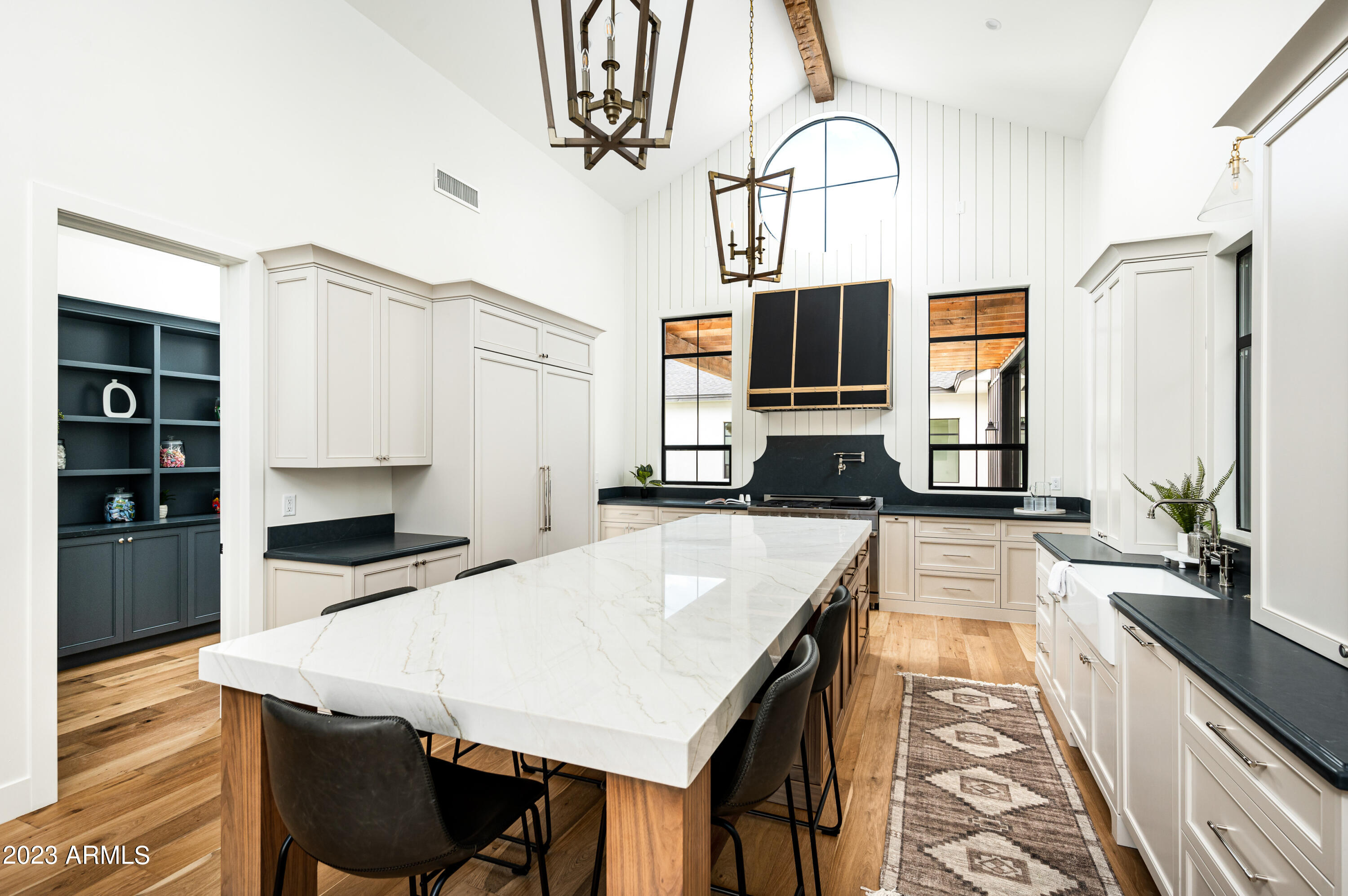 7230 North Central Avenue Phoenix, AZ 85021 - Photo 16 of 50 Kitchen