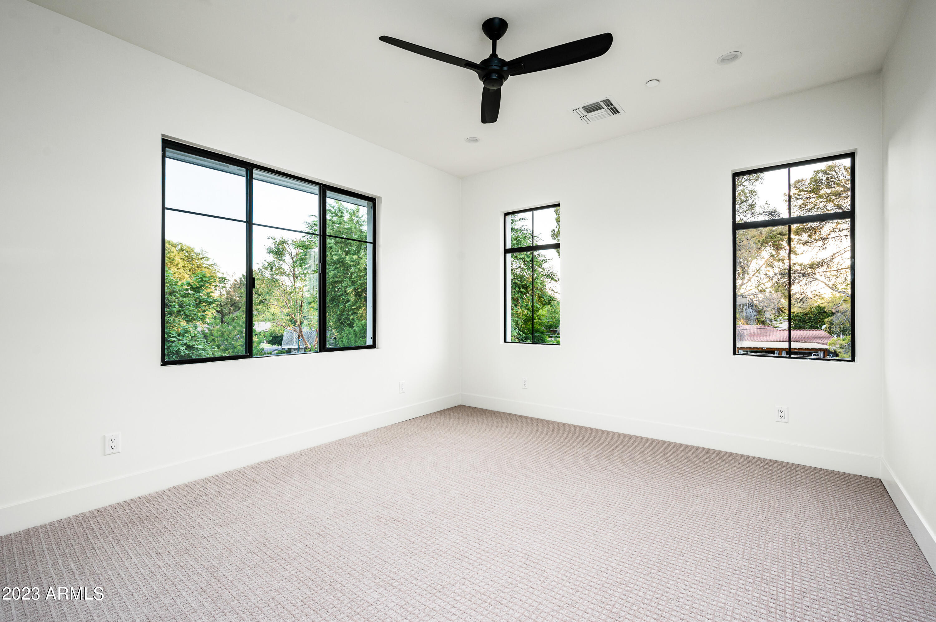 7230 North Central Avenue Phoenix, AZ 85021 - Photo 33 of 50 Bedroom 3