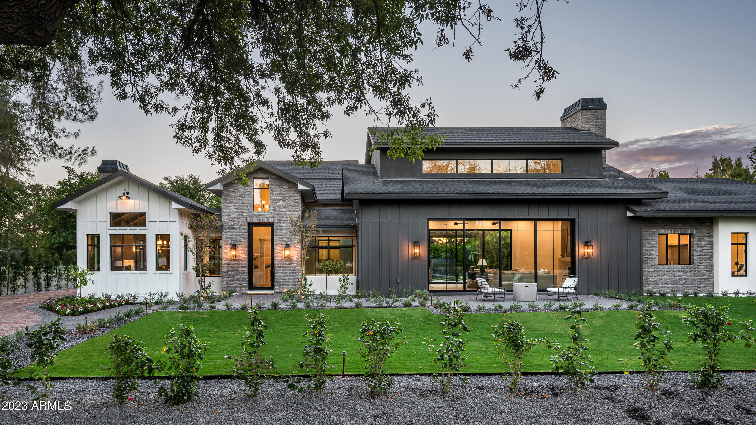 7230 North Central Avenue Phoenix, AZ 85021 - Photo 49 of 50 Front Twilight