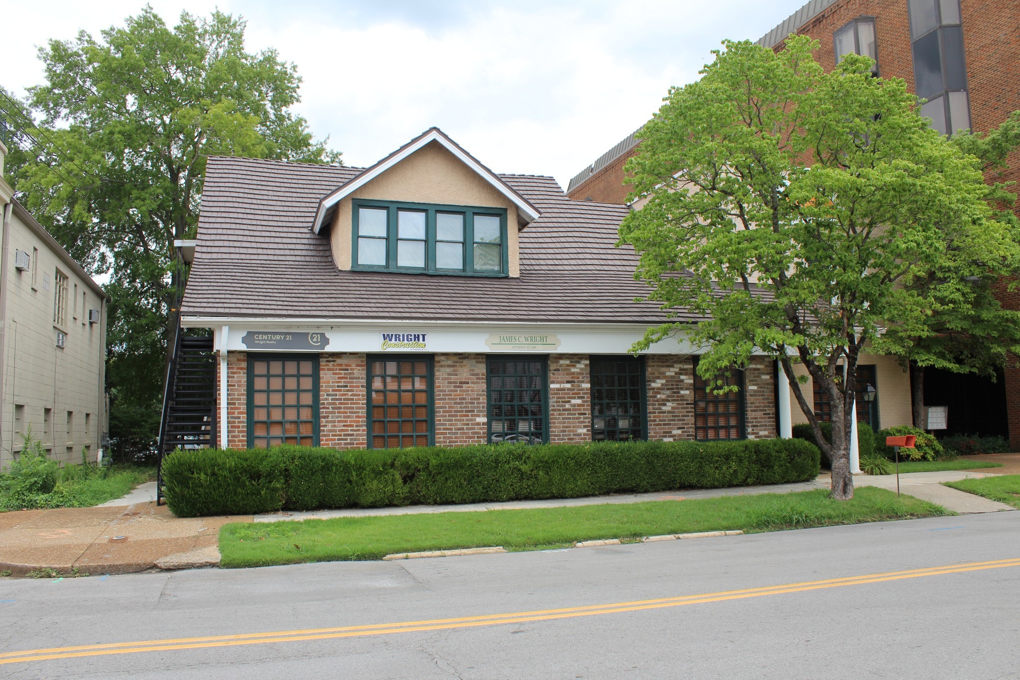 118 North Spring Street, Unit 2 Murfreesboro, TN 37130 - Photo 1 of 16