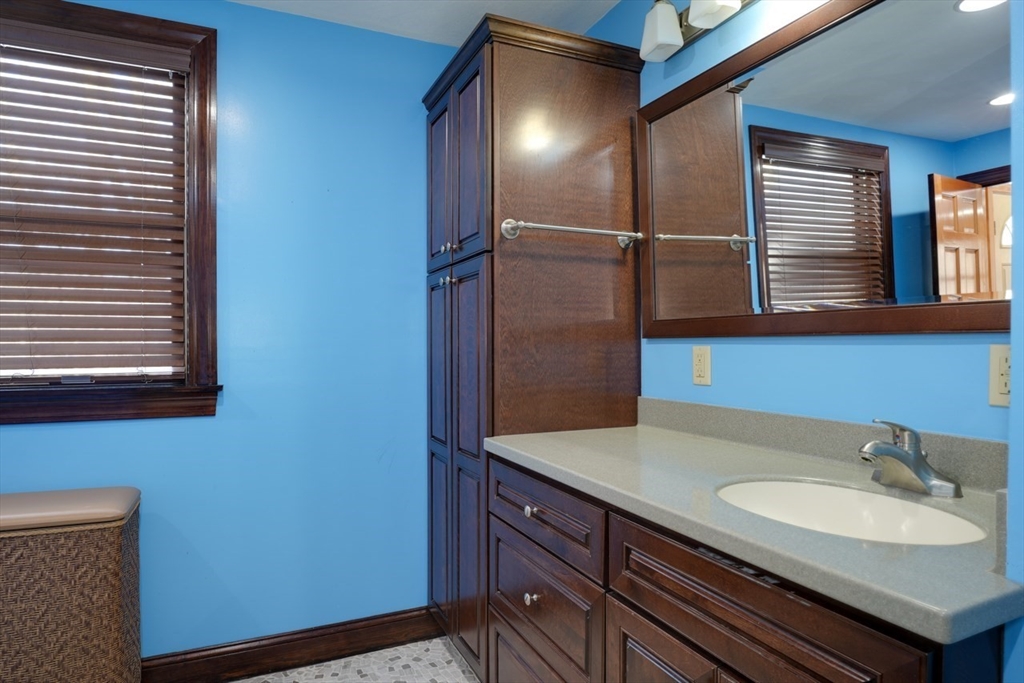 12 Pine Street Rehoboth, MA 02769 - Photo 17 of 35