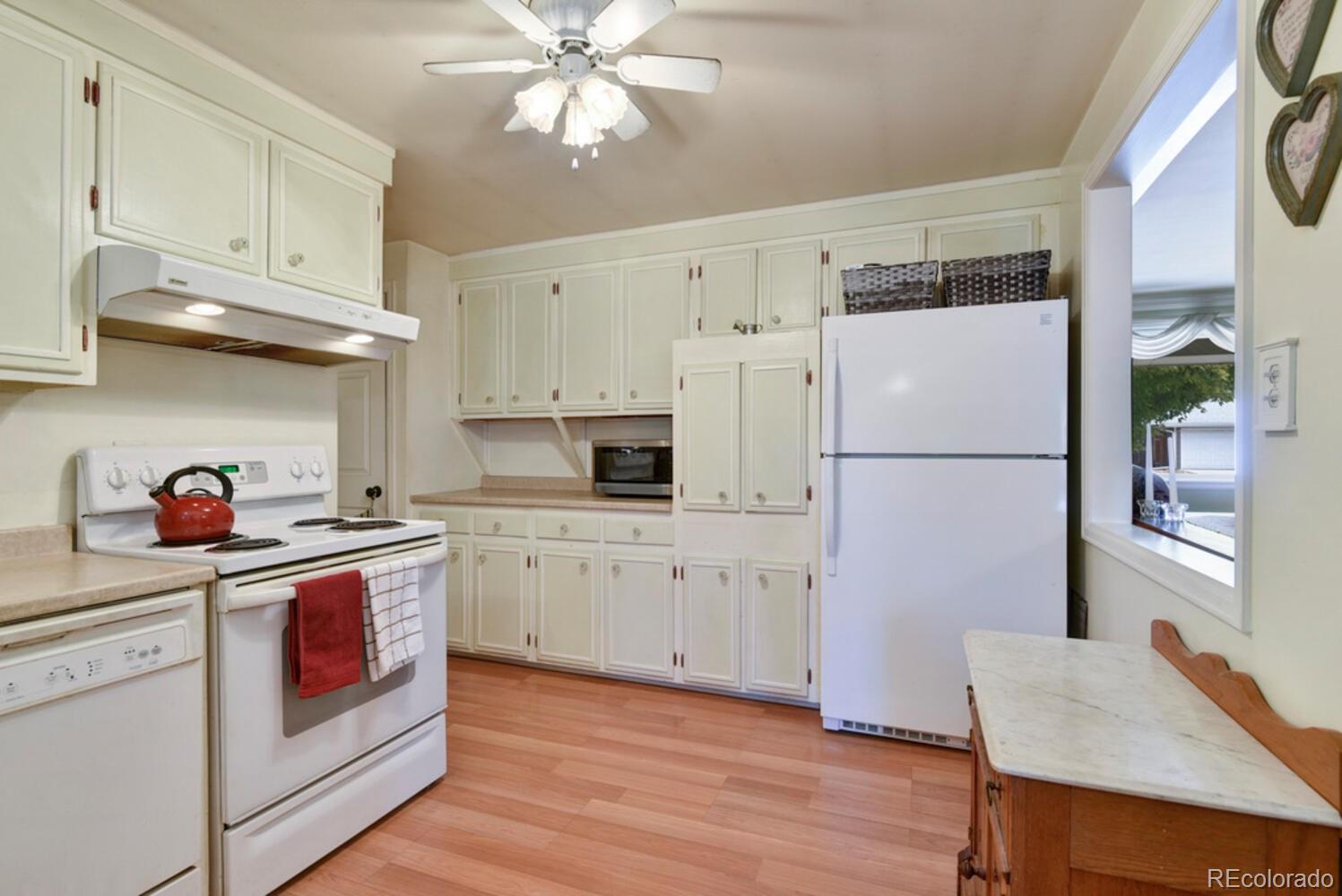 4705 Dover Street Wheat Ridge, CO 80033 - Photo 10 of 33 Gallery Image 10