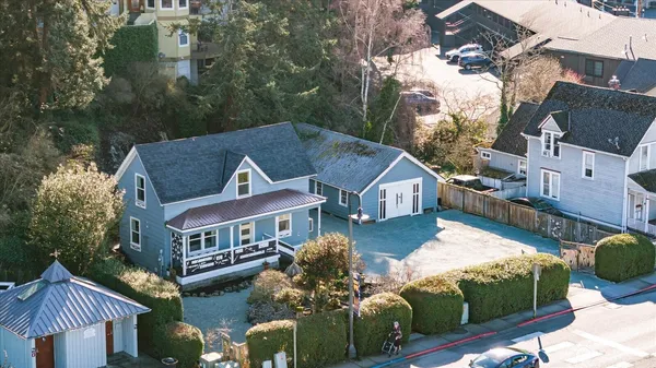 $715,000 | 220 Morris Street, La Conner, WA 98257