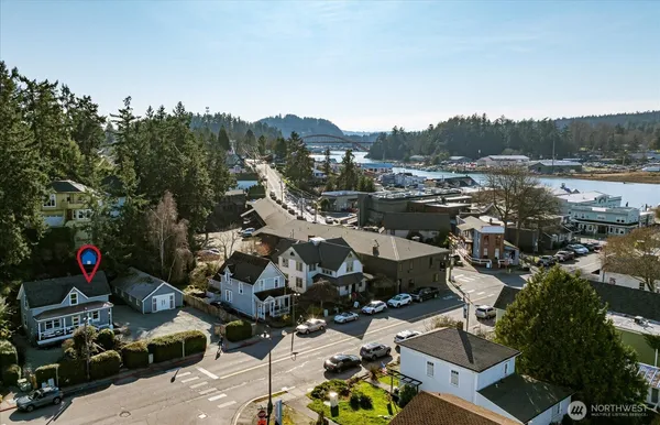 $715,000 | 220 Morris Street, La Conner, WA 98257