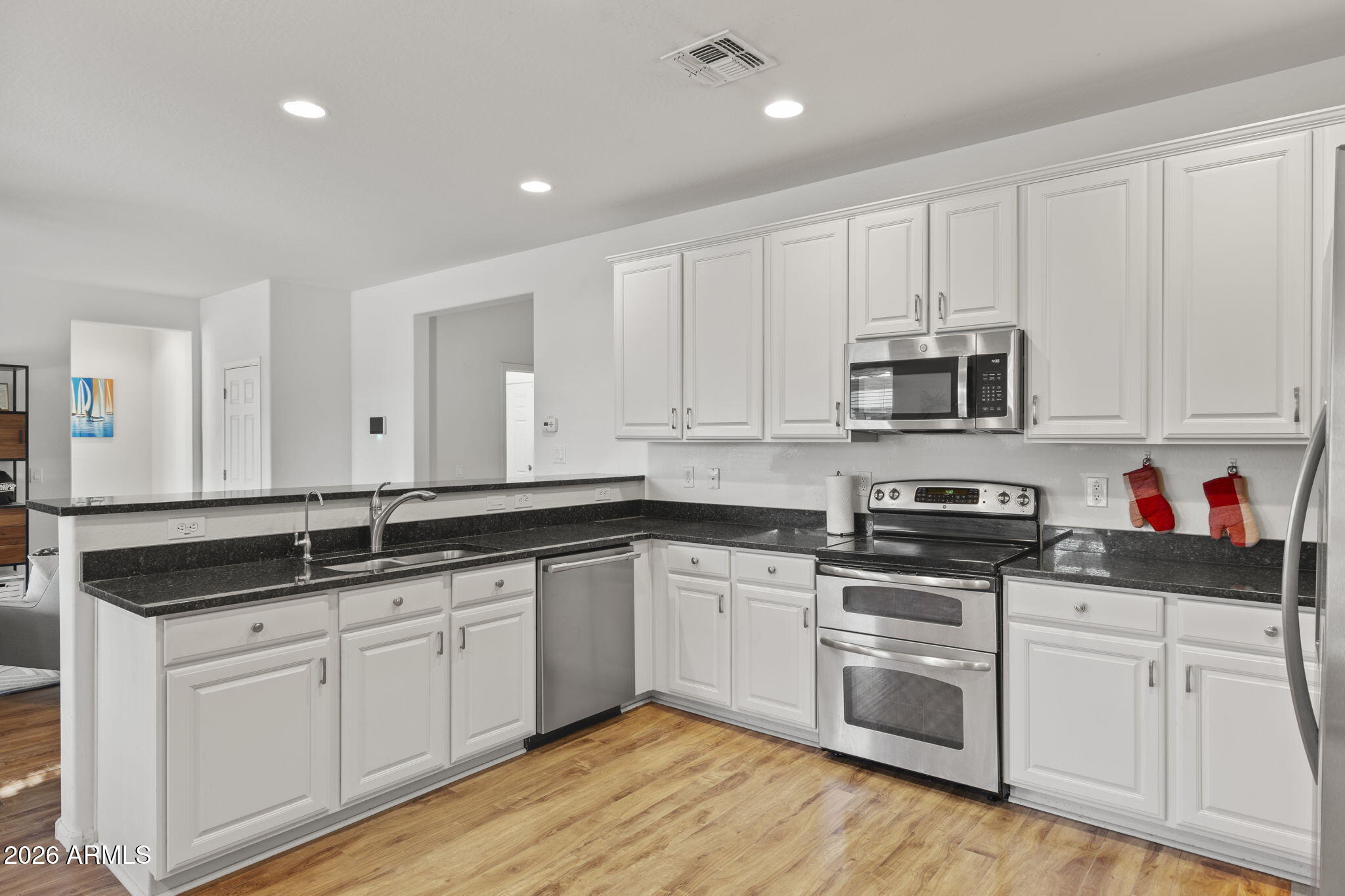 5455 West Bajada Road Phoenix, AZ 85083 - Photo 13 of 42 5455 W Bajada Rd Phoenix - 258