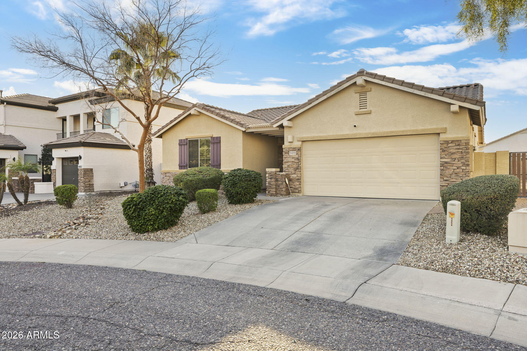 5455 West Bajada Road Phoenix, AZ 85083 - Photo 3 of 42 5455 W Bajada Rd Phoenix - 213