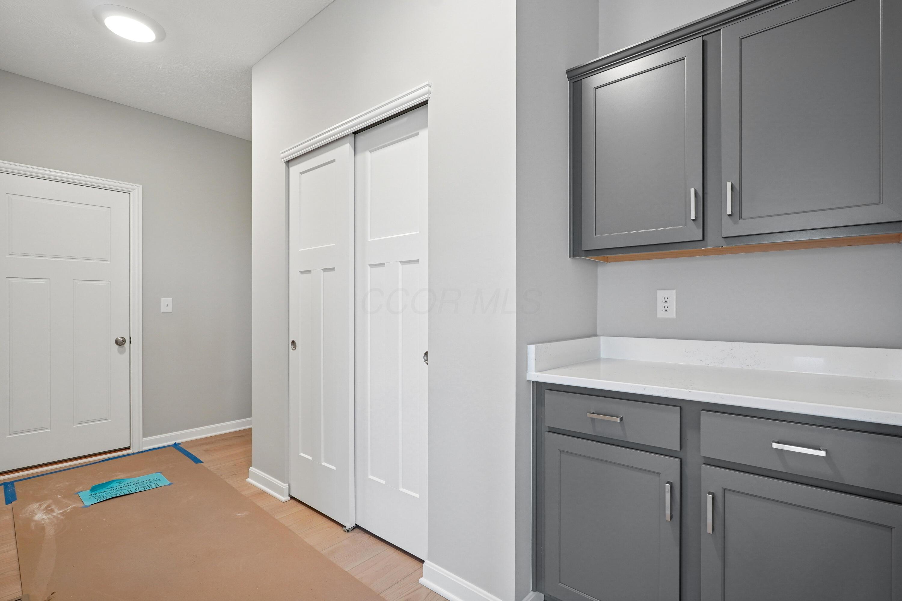 334 Cherry Hills Road Commercial Point, OH 43116 - Photo 14 of 46 Mud Room