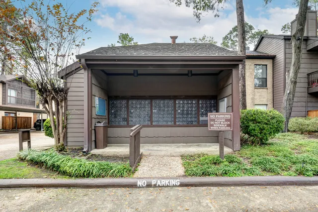 $1,375 | 11711 Memorial Drive, Unit 683, Houston, TX 77024