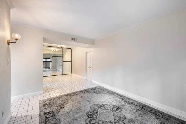 $1,375 | 11711 Memorial Drive, Unit 683, Houston, TX 77024