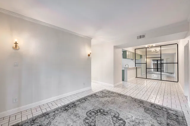 $1,375 | 11711 Memorial Drive, Unit 683, Houston, TX 77024