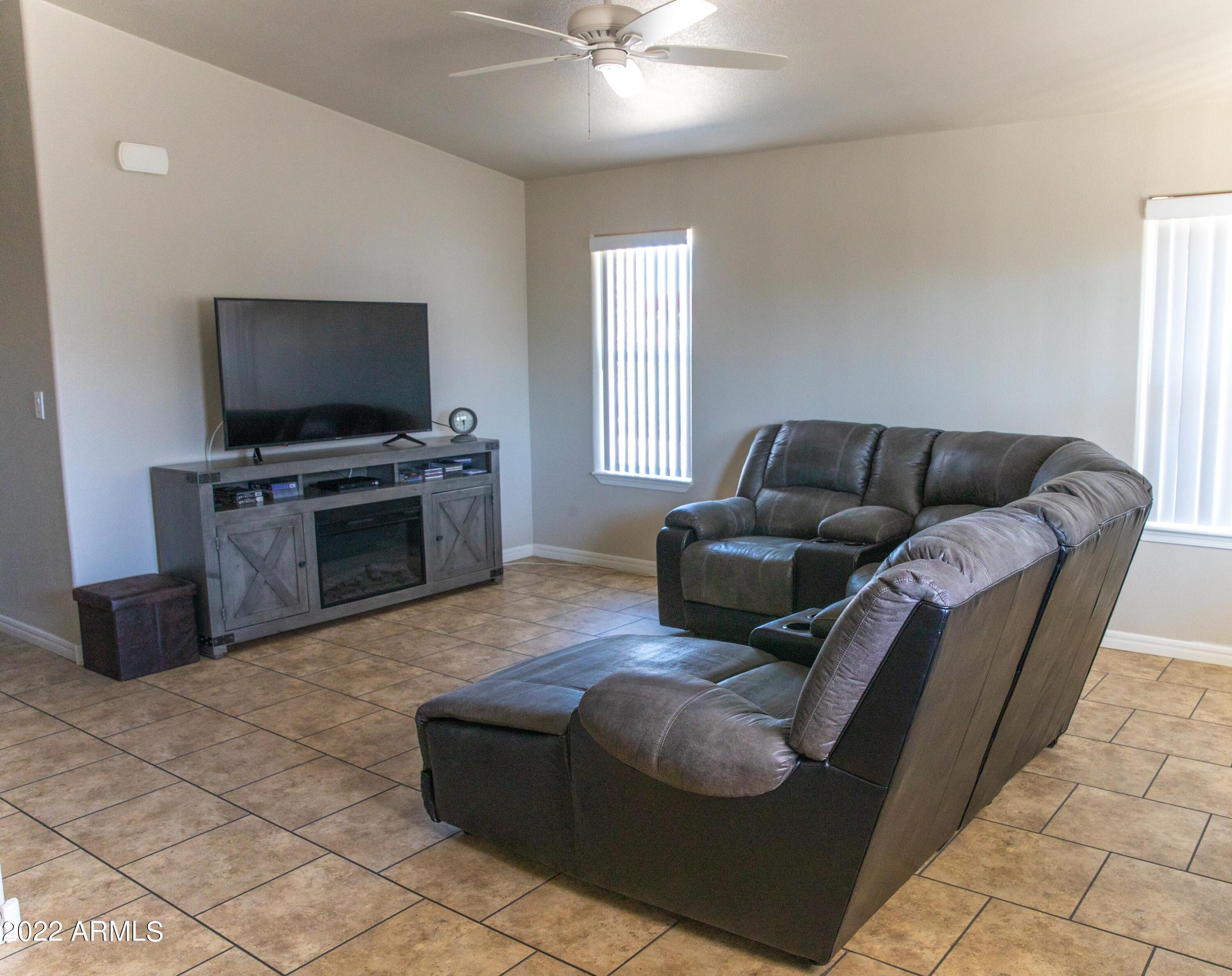 8865 East Baseline Road, Unit 222 Mesa, AZ 85209 - Photo 12 of 32 Living Room