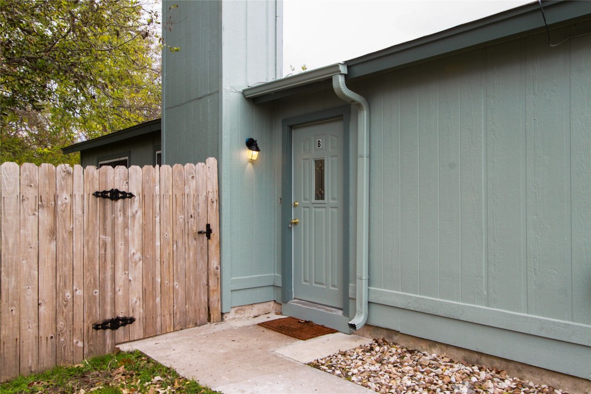 12609 Turtle Rock Road, Unit B Austin, TX 78729 - Photo 12 of 25 a view of entryway front of house