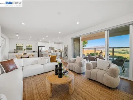 $1,999,998 | 882 Via Palermo, San Ramon, CA 94583