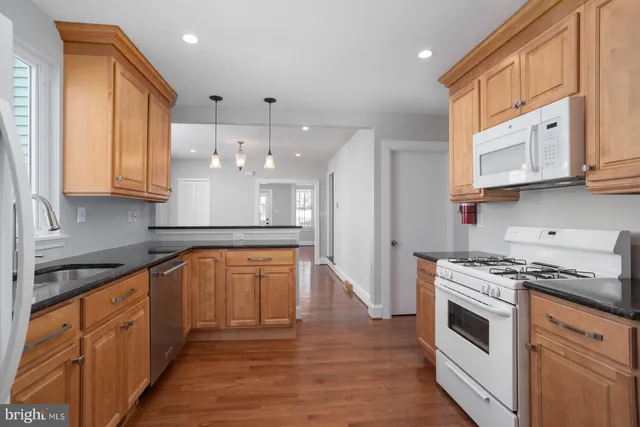 $415,000 | 228 Mill Street, Moorestown, NJ 08057