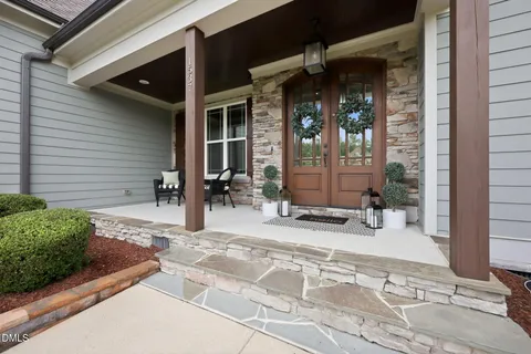 $1,000,000 | 1537 Sweetwater Lane, Raleigh, NC 27610