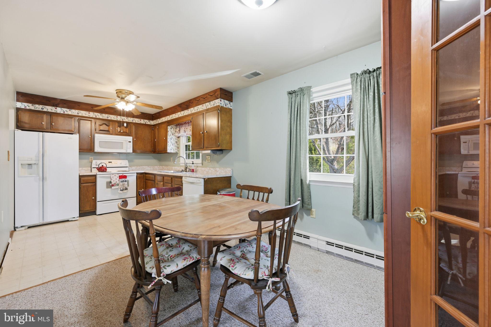 2133 Mayberry Road Westminster, MD 21158 - Photo 14 of 38