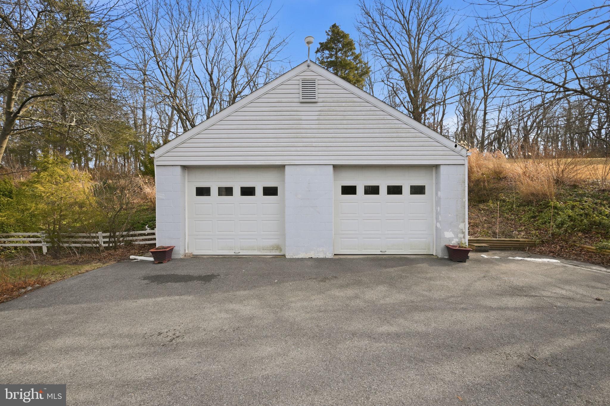 2133 Mayberry Road Westminster, MD 21158 - Photo 2 of 38