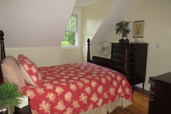 58 Barrett Road Marlborough, MA 01752 - Photo 14 of 30 Gallery Image 14
