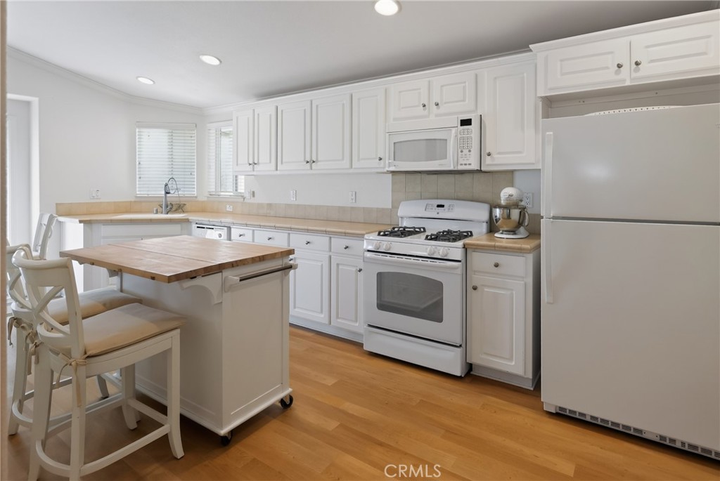 525 North Gilbert Street, Unit 22 Anaheim, CA 92801 - Photo 26 of 36 Gallery Image 26