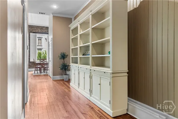 $695,000 | 101 Barnard Street, Unit 203, Savannah, GA 31401