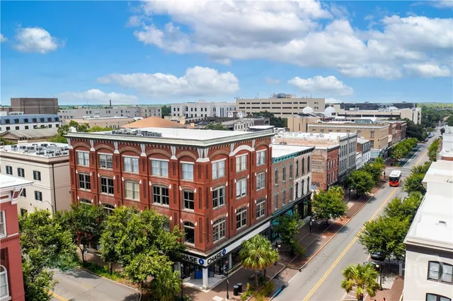 $725,000 | 101 Barnard Street, Unit 203, Savannah, GA 31401