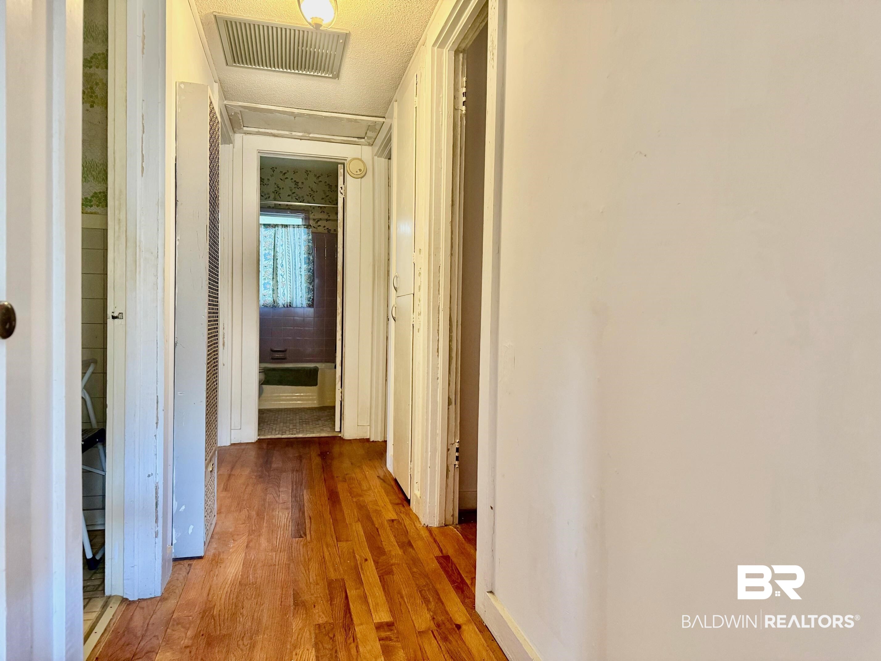 156 Pier Avenue Fairhope, AL 36532 - Photo 8 of 41