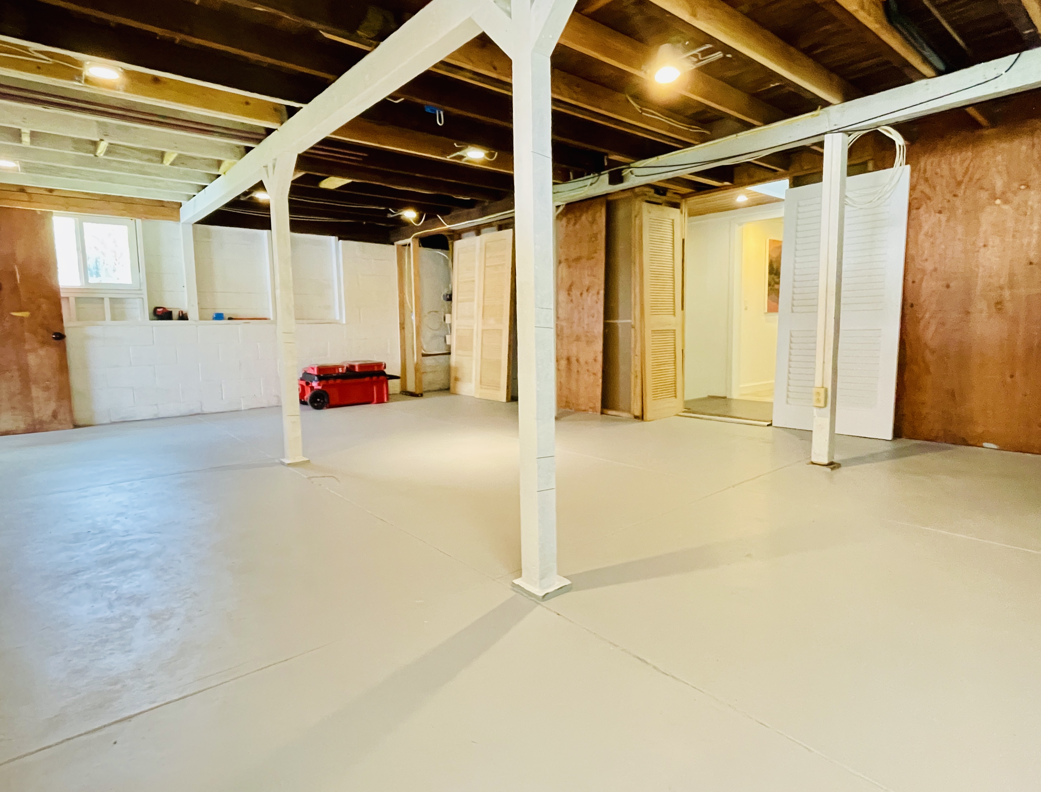 56 Nanea Street Hilo, HI 96720 - Photo 24 of 29 a view of parking garage