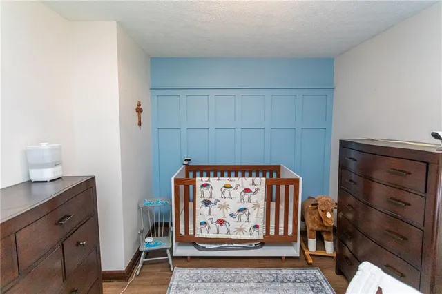 view of living room with furniture and wooden floor