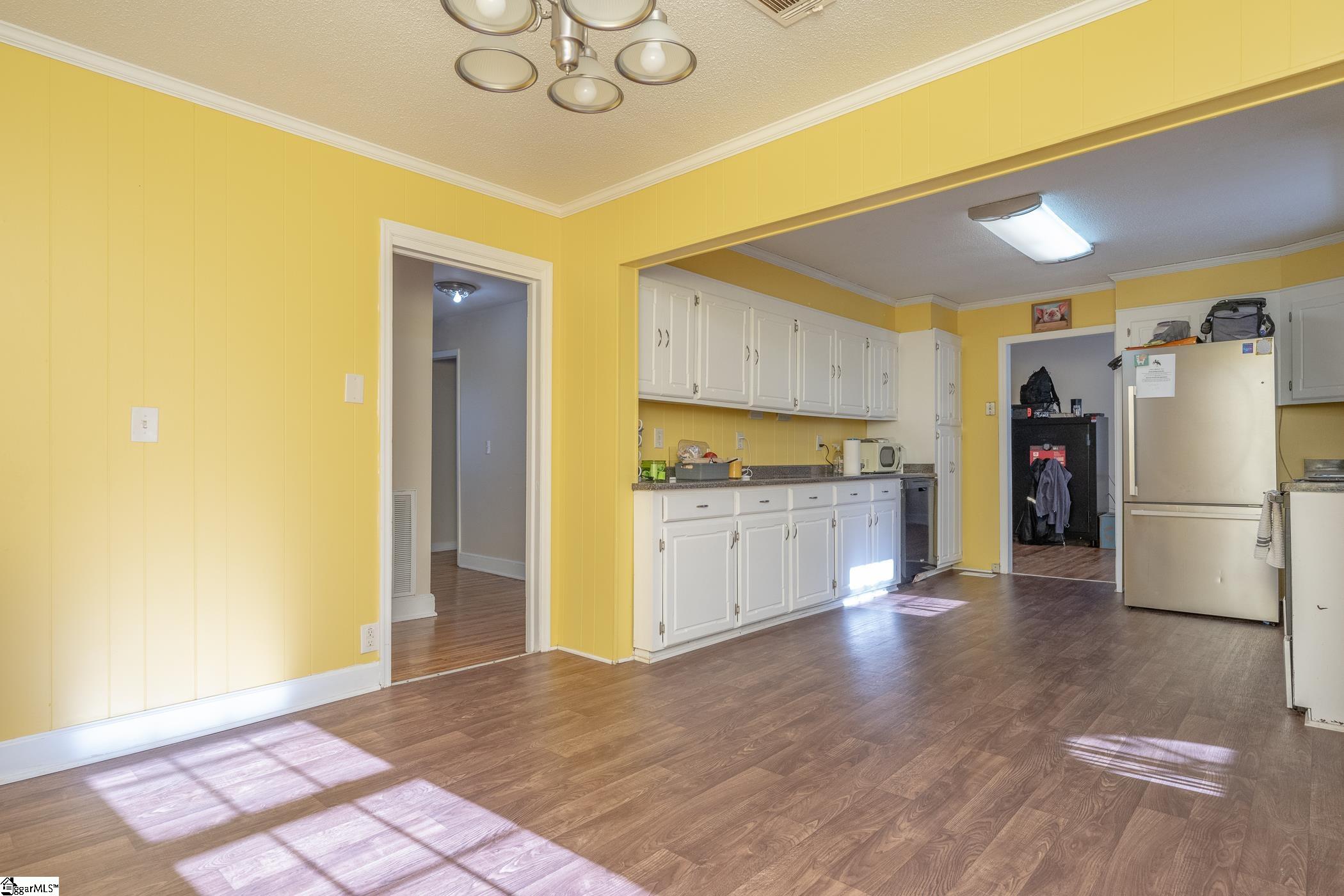 129 Ballard Road Pelzer, SC 29669 - Photo 9 of 34