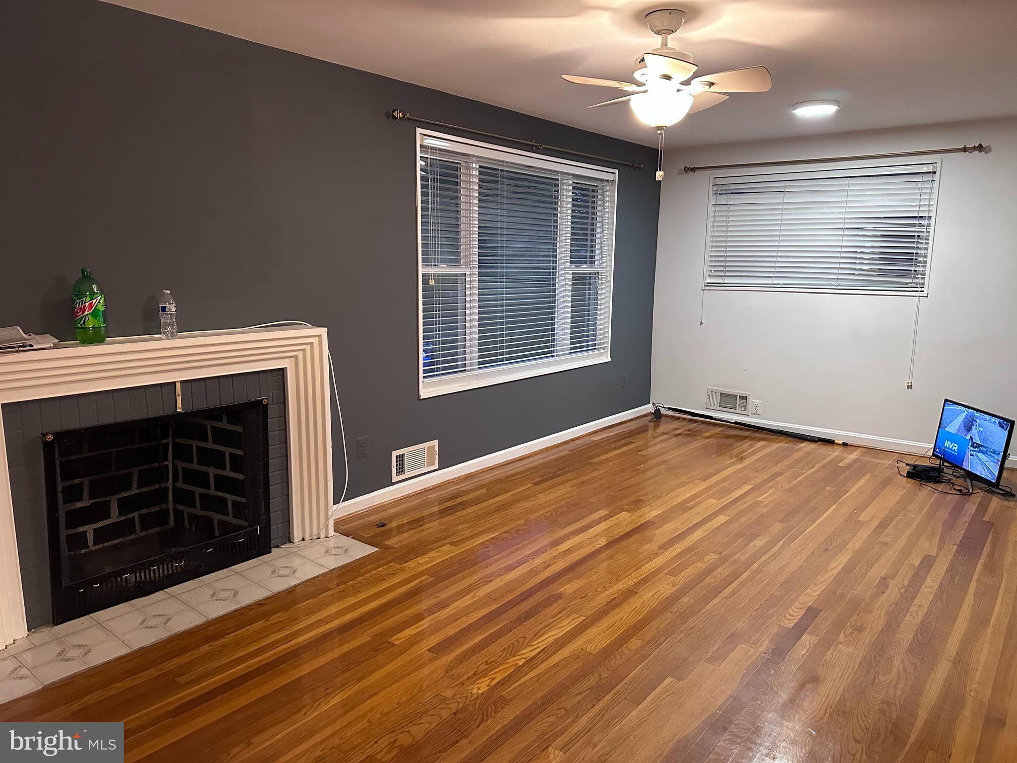 12802 Atherton Drive Silver Spring, MD 20906 - Photo 2 of 16 Living room