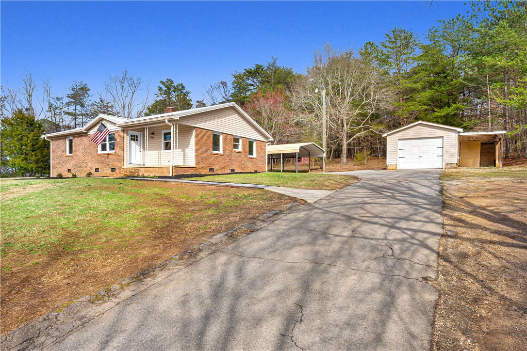 553 Singing Pines Road Seneca, SC 29678 - Photo 3 of 50