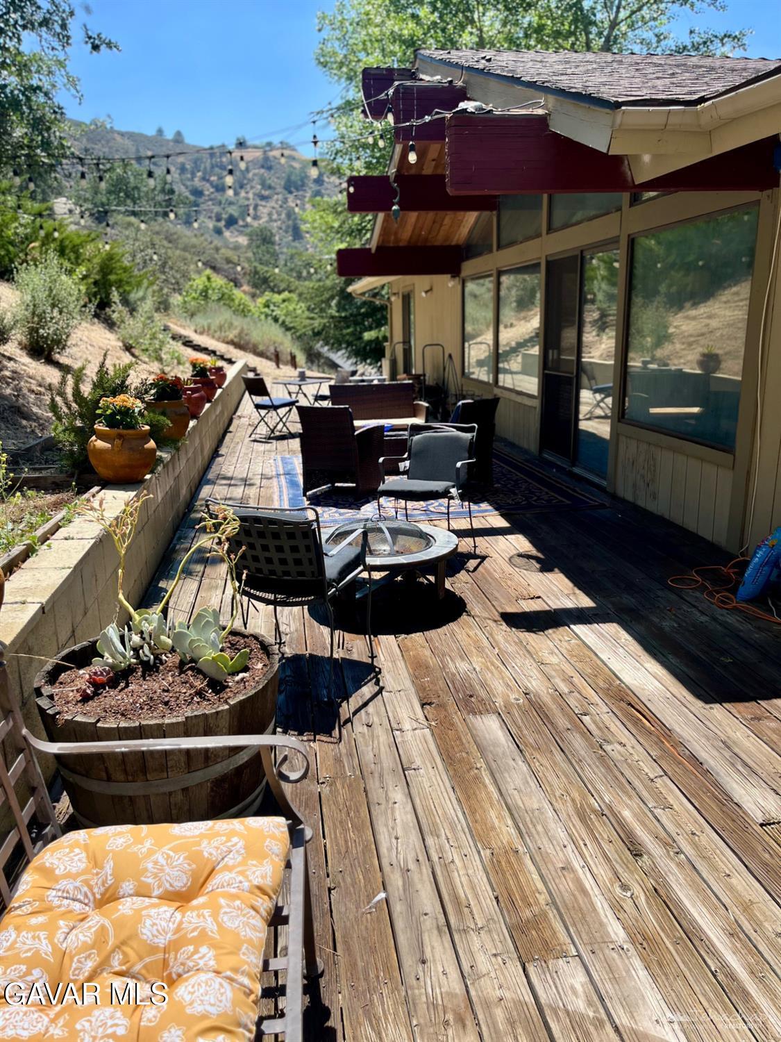 29901 Skyline Drive Tehachapi, CA 93561 - Photo 42 of 45 Back deck sky